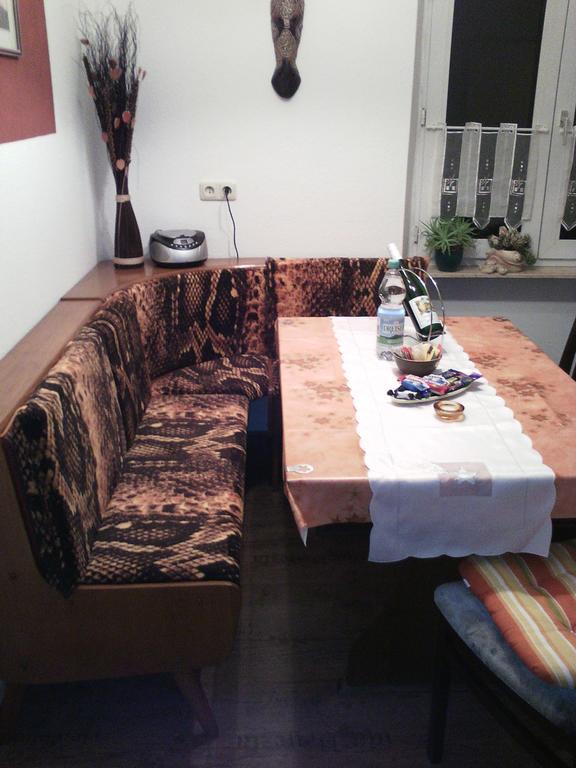 Re-Kreation Apartment Hallschlag ภายนอก รูปภาพ